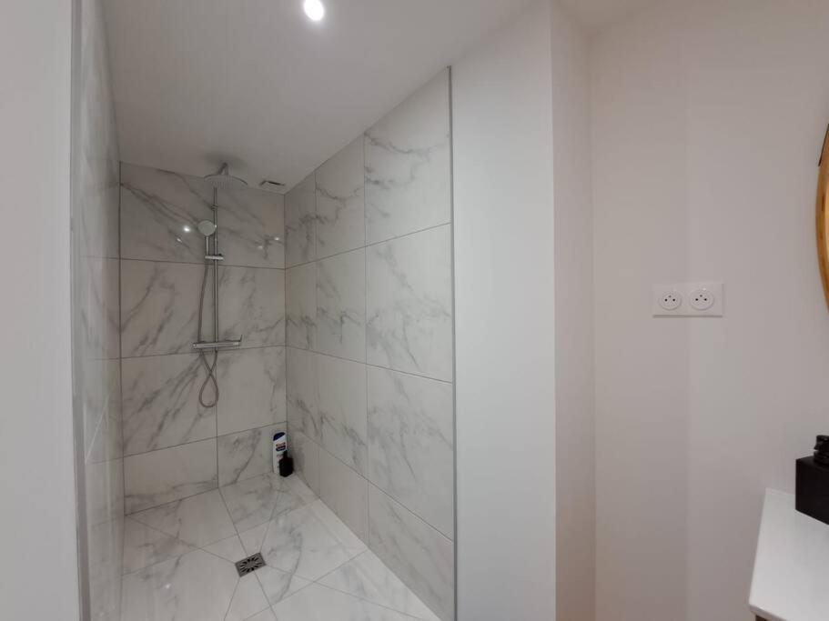 ריימס Mascate - Appartement Climatise En Hypercentre מראה חיצוני תמונה