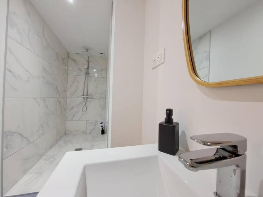 ריימס Mascate - Appartement Climatise En Hypercentre מראה חיצוני תמונה